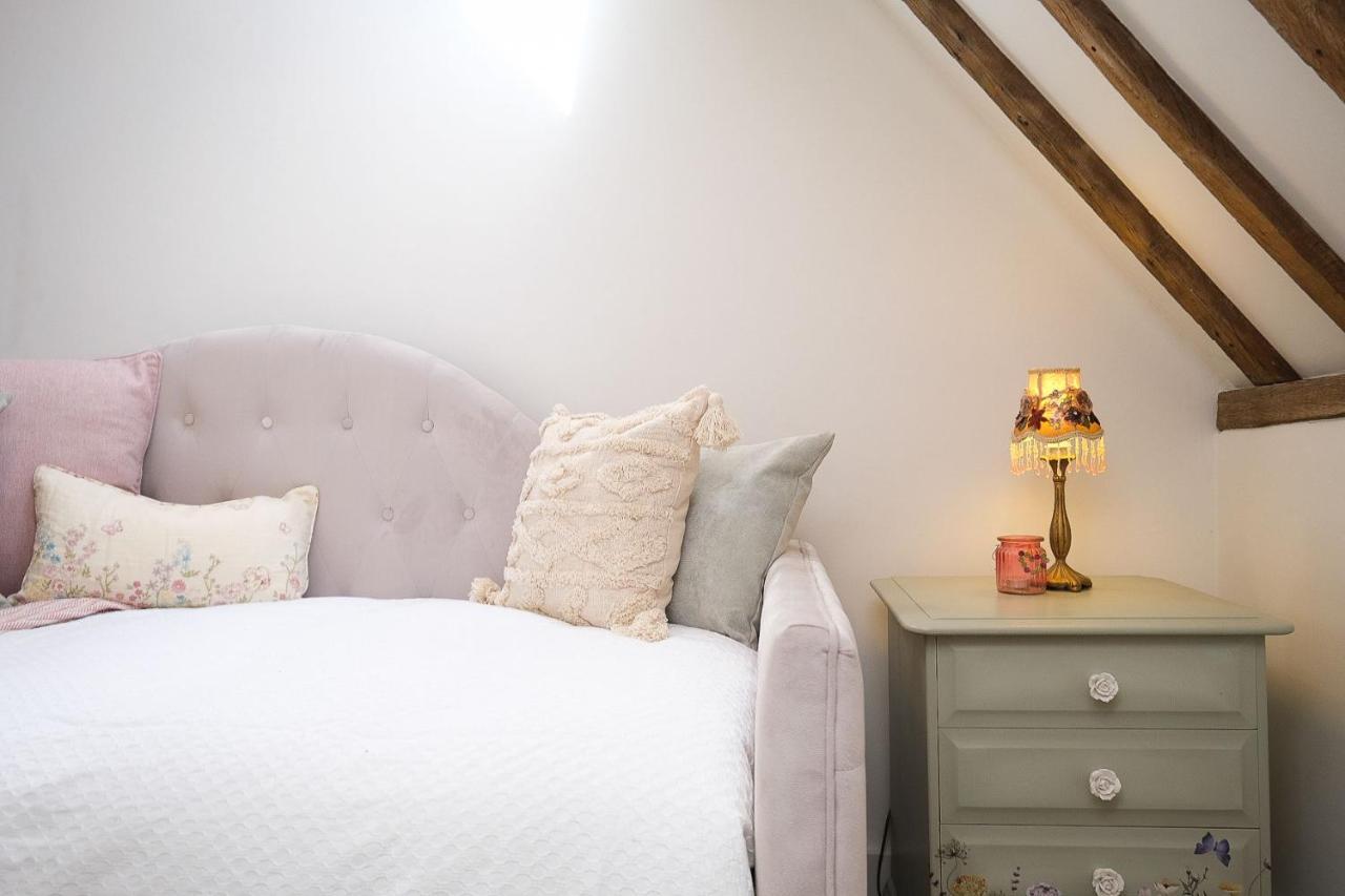 Joe'S Cottage Bridgnorth Bagian luar foto